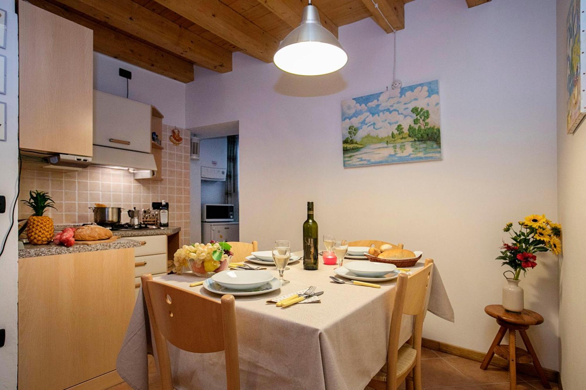 Appartamento Centro Storico Riva - Happy Rentals Экстерьер фото