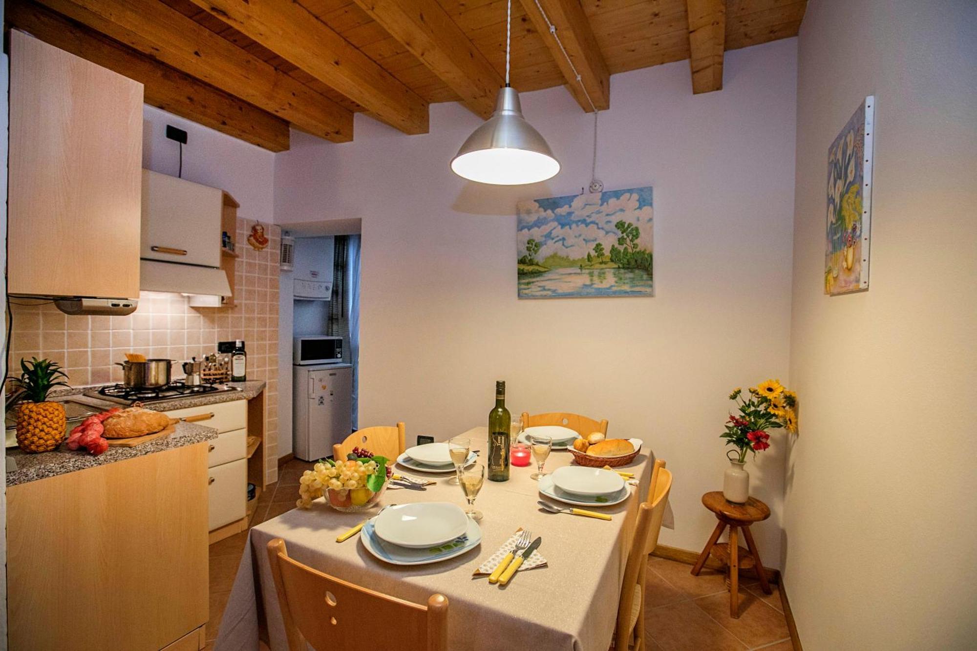Appartamento Centro Storico Riva - Happy Rentals Экстерьер фото